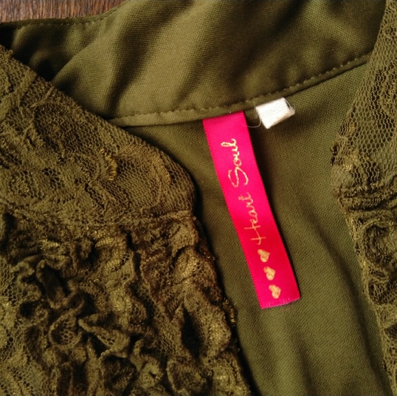 Heart & Soul green lace cute top small - Picture 5 of 6